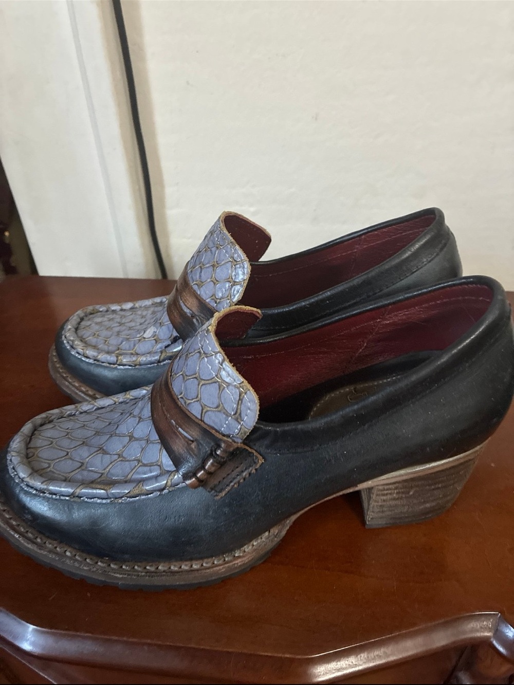 Freebird Black Leather & Lavender Textured Penny Loafer Heels - Women's 7